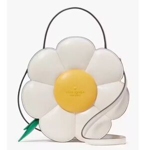 NWT Kate Spade Day Tripper 3d Daisy Flower Crossbody  Parchment Novelty Bag